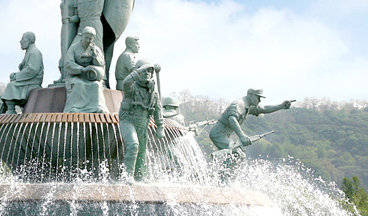 Chungseong Fountain Tower1